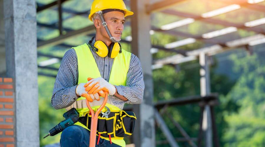 Professional gutter cleaning in Dedham, IA